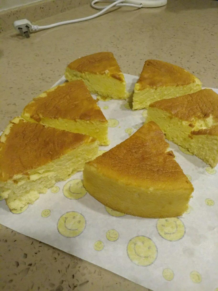 烤箱做蛋糕（戚风蛋糕的做法）