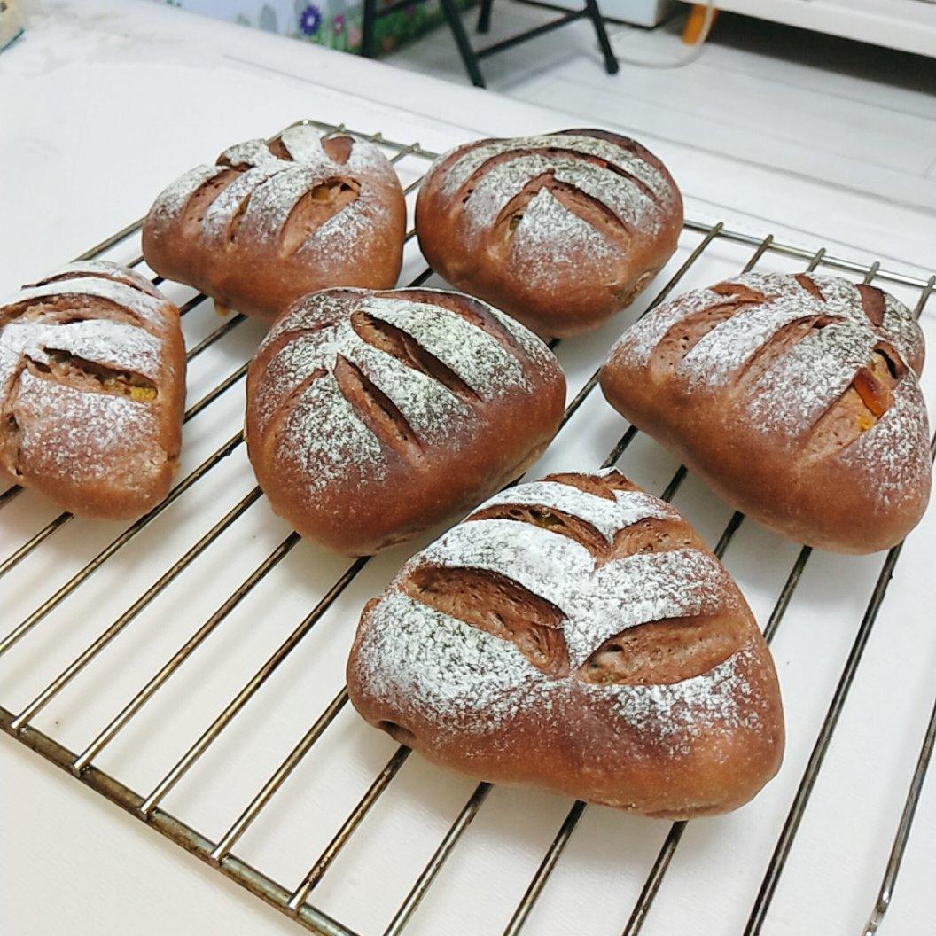 水到渠成之试炼 巧克力甜杏面包