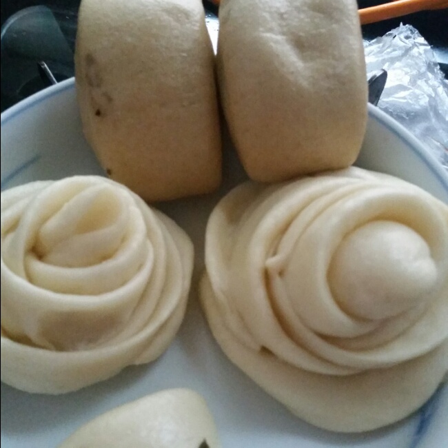 家常蒸包子（新手必学 超详 各式花卷馒头适用）