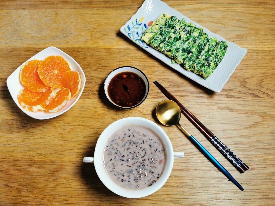 蘸汁菠菜鸡蛋糕——春季养生多吃菠菜