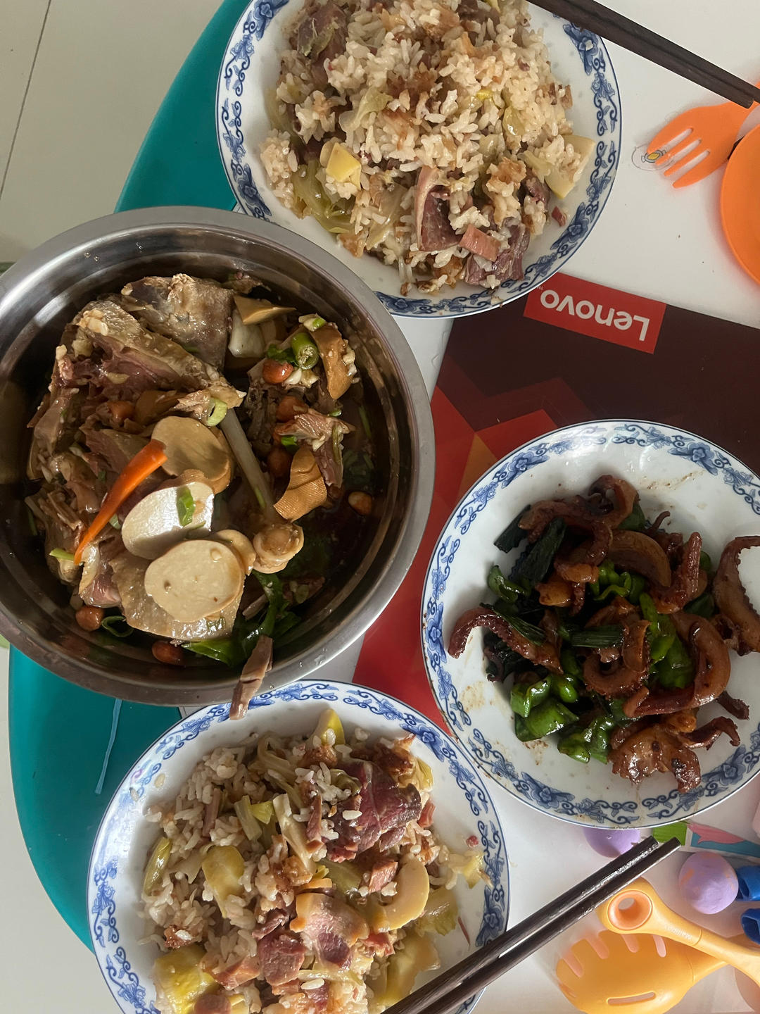 爆炒鱿鱼须，加上这一步，可以与铁板鱿鱼媲美