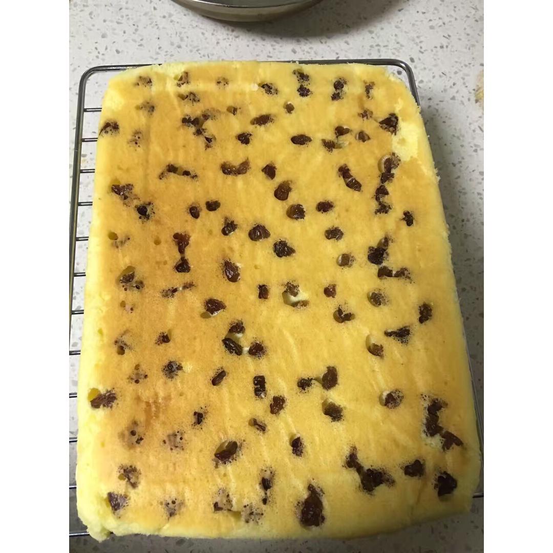 葡萄干蛋糕卷
