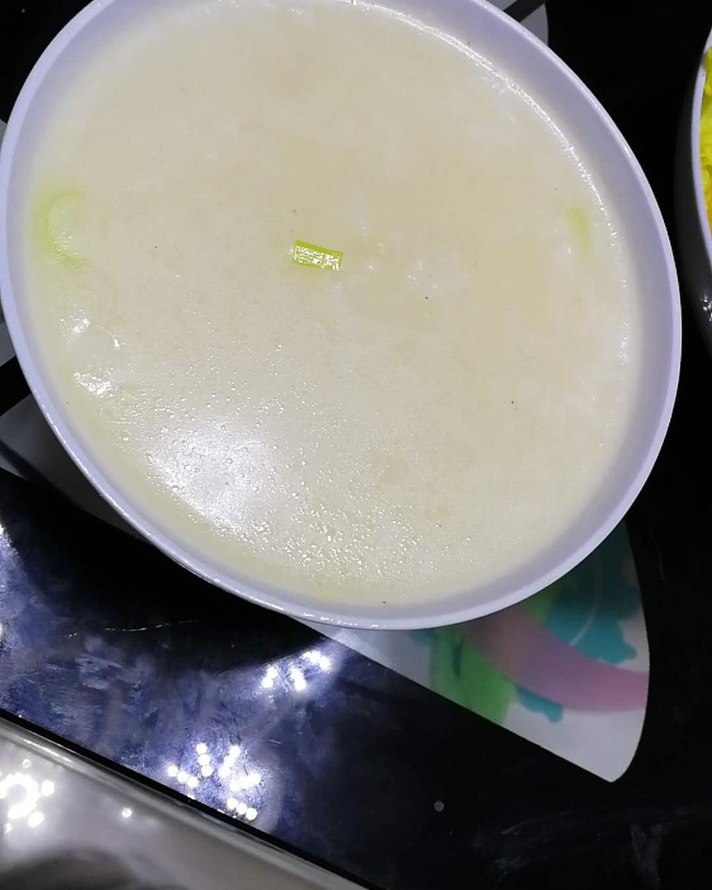 鲜虾砂锅粥