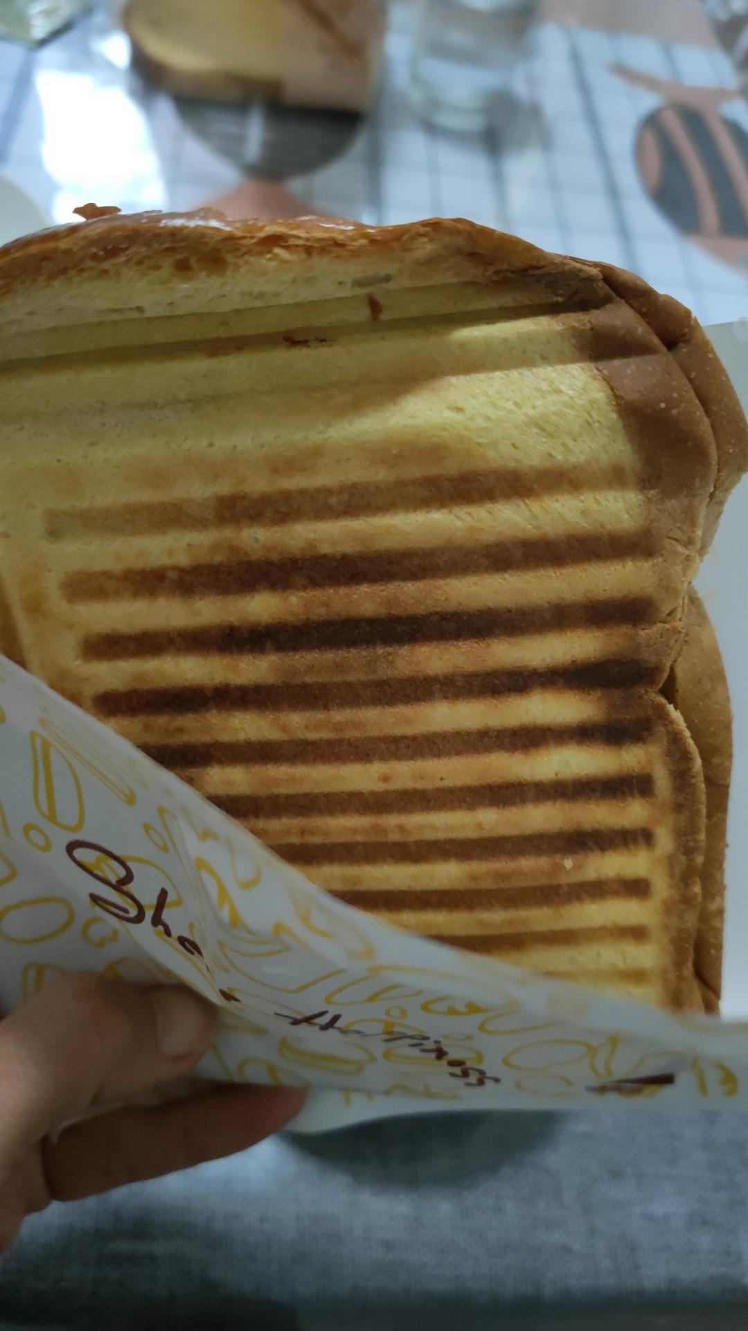 早餐三明治