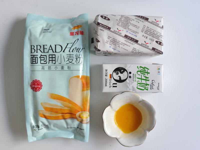 纯奶手撕吐司的做法 步骤1