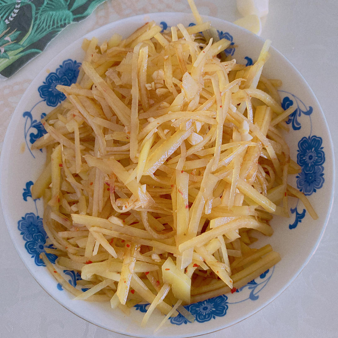香辣开胃的凉拌土豆丝