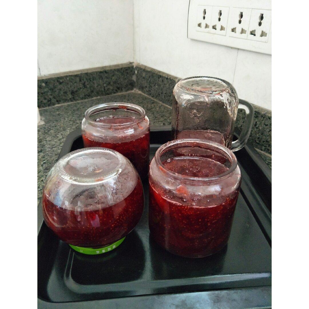 《Tinrry下午茶》番外篇-满满果肉的草莓果酱