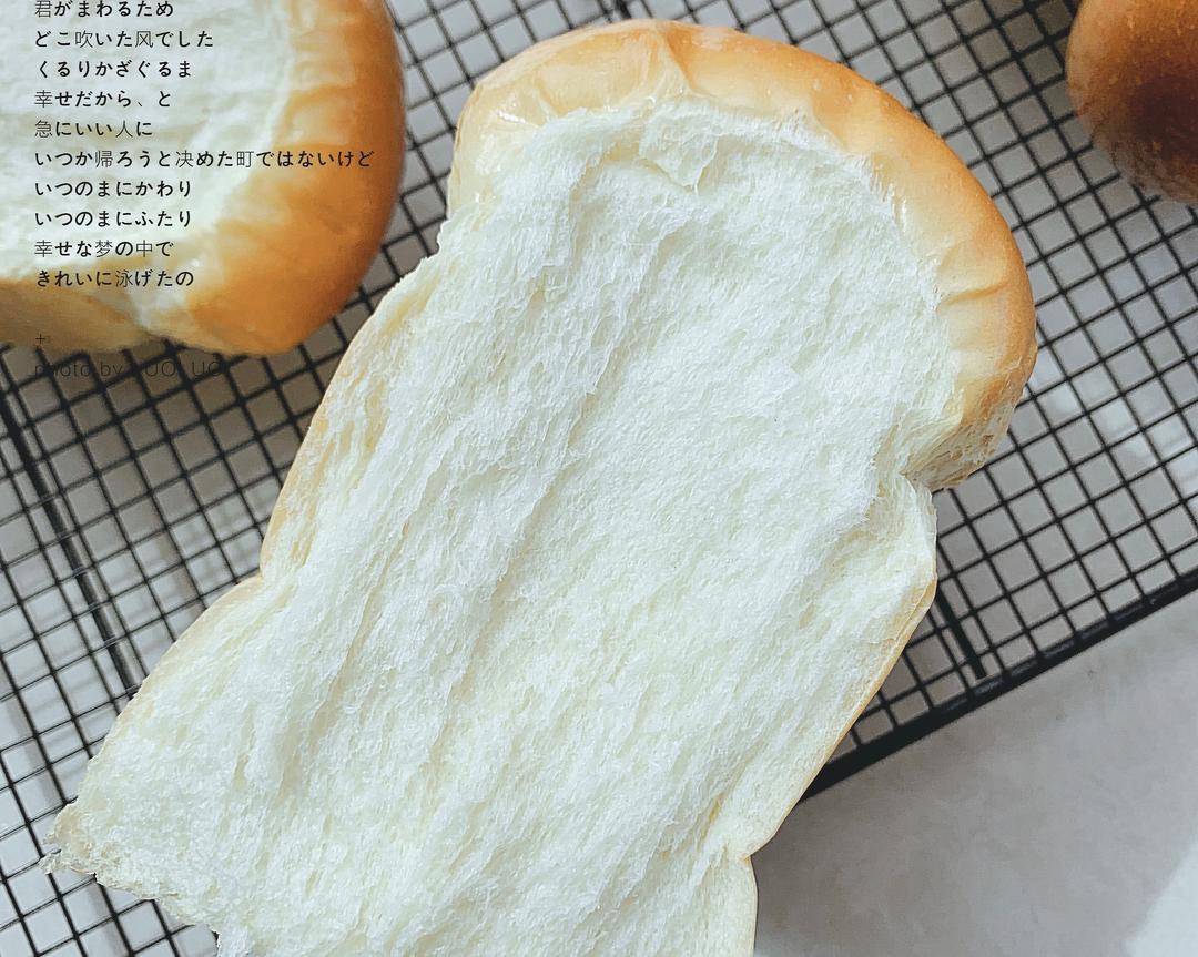 纯奶手撕吐司的做法 步骤1