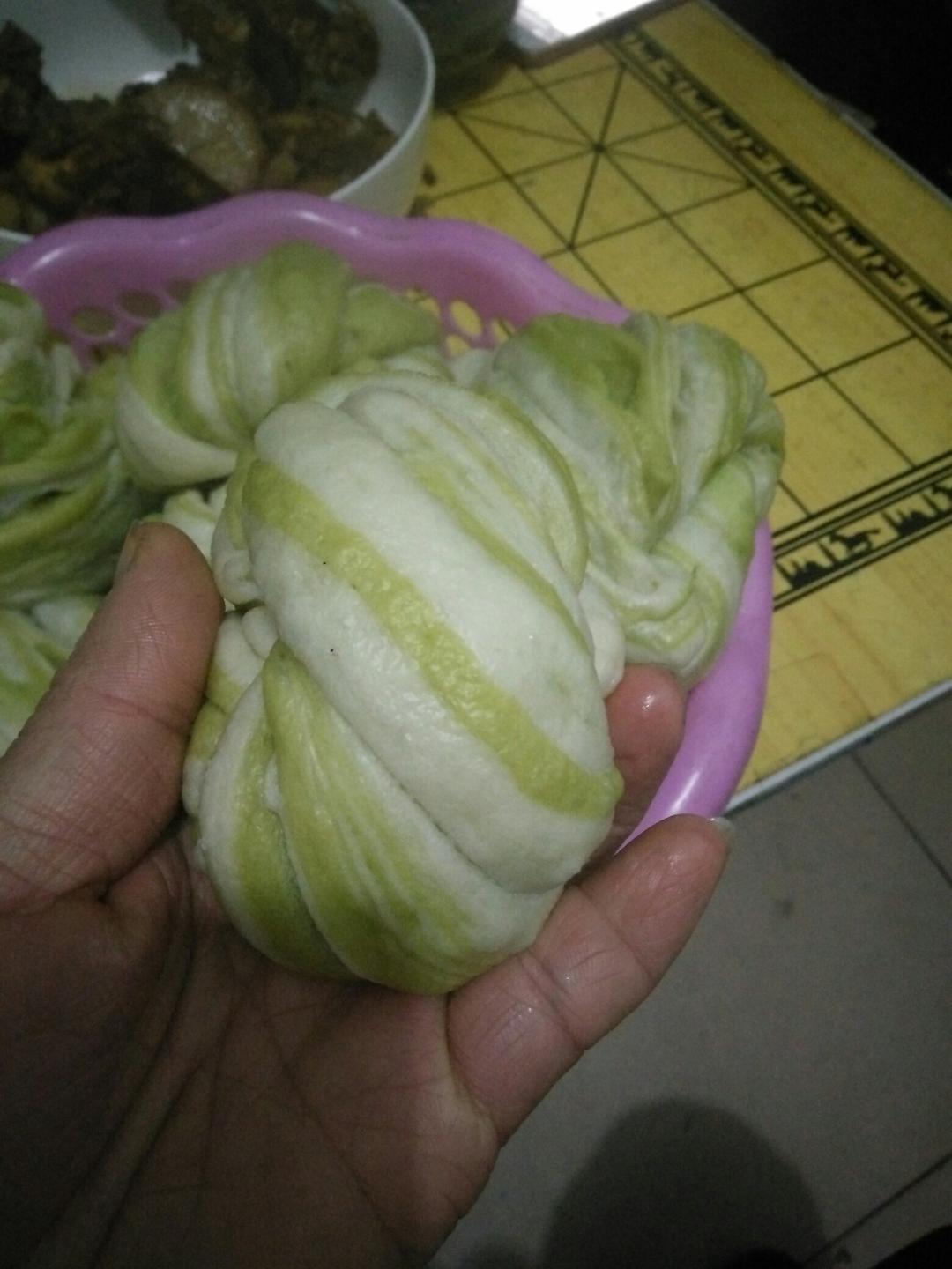 双色花卷
