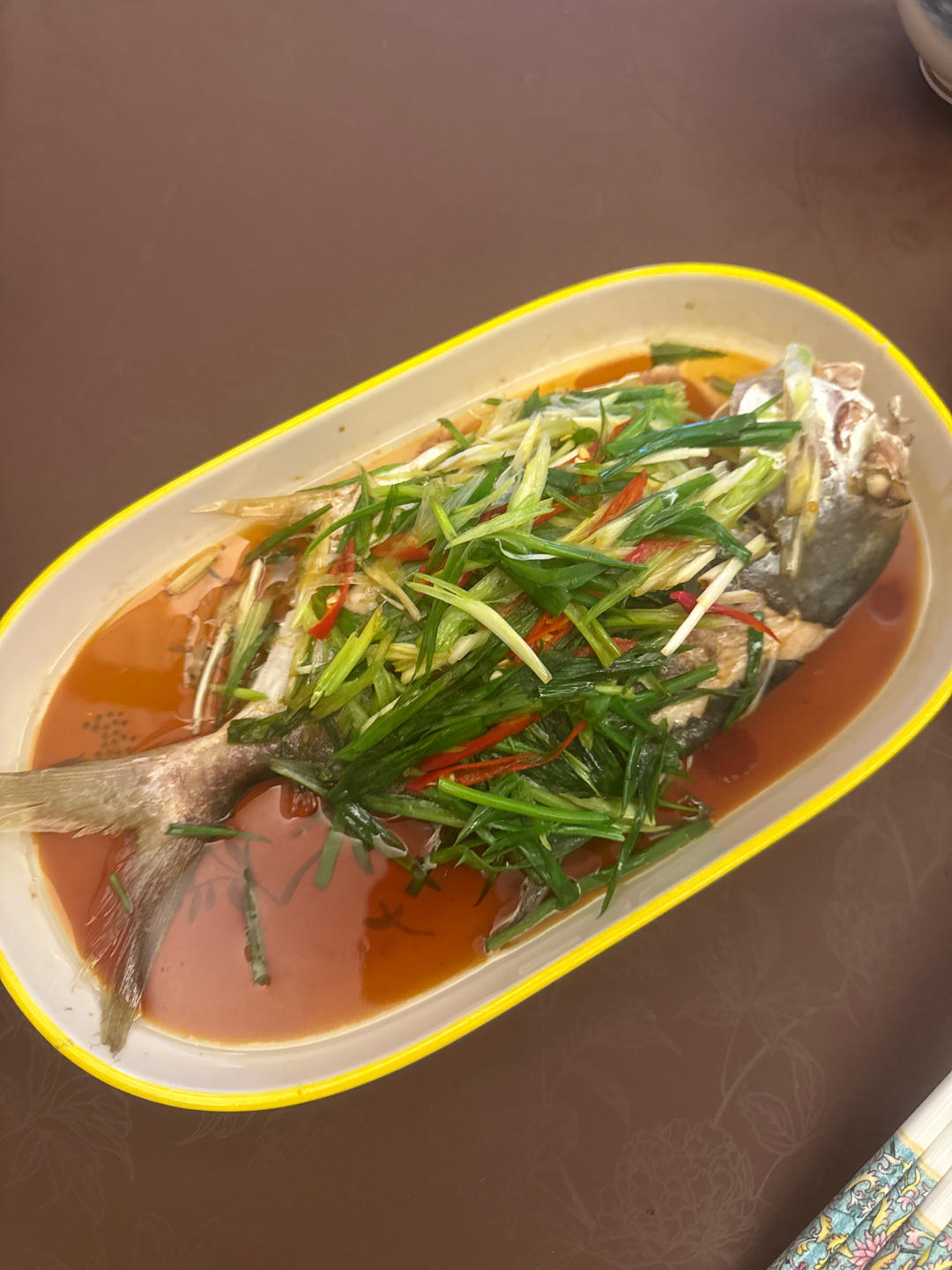 清蒸金鲳鱼，简单易做，年夜饭必备的一道菜，年年有余！