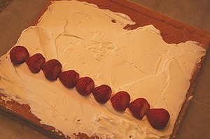 双色豹纹蛋糕卷的做法 步骤18