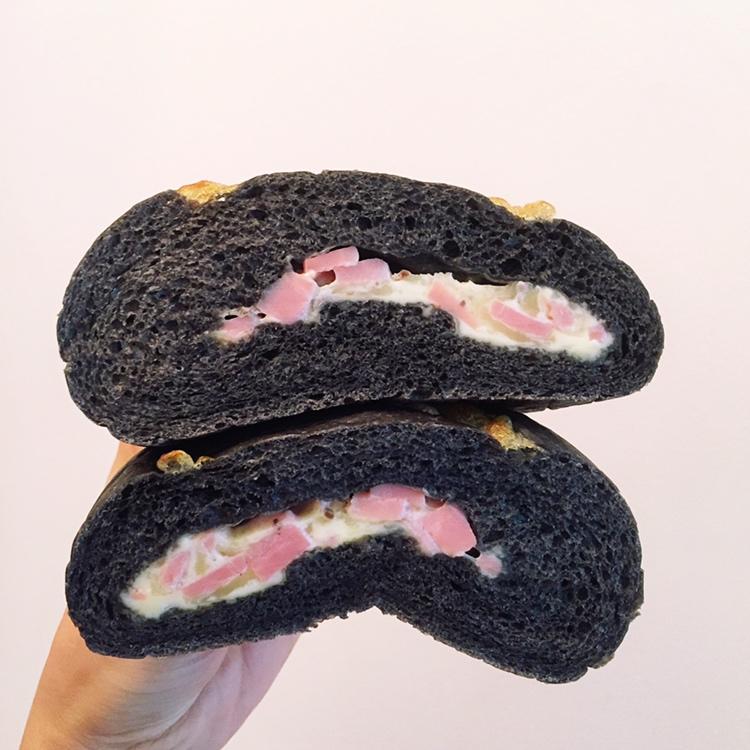 培根土豆奶酪墨鱼包