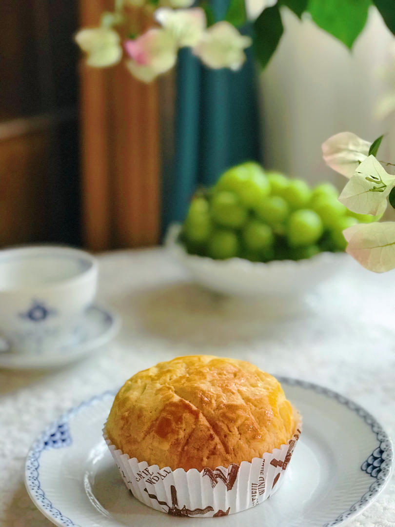 好吃到炸裂的港式菠萝包（附带制作酥皮的小视频）