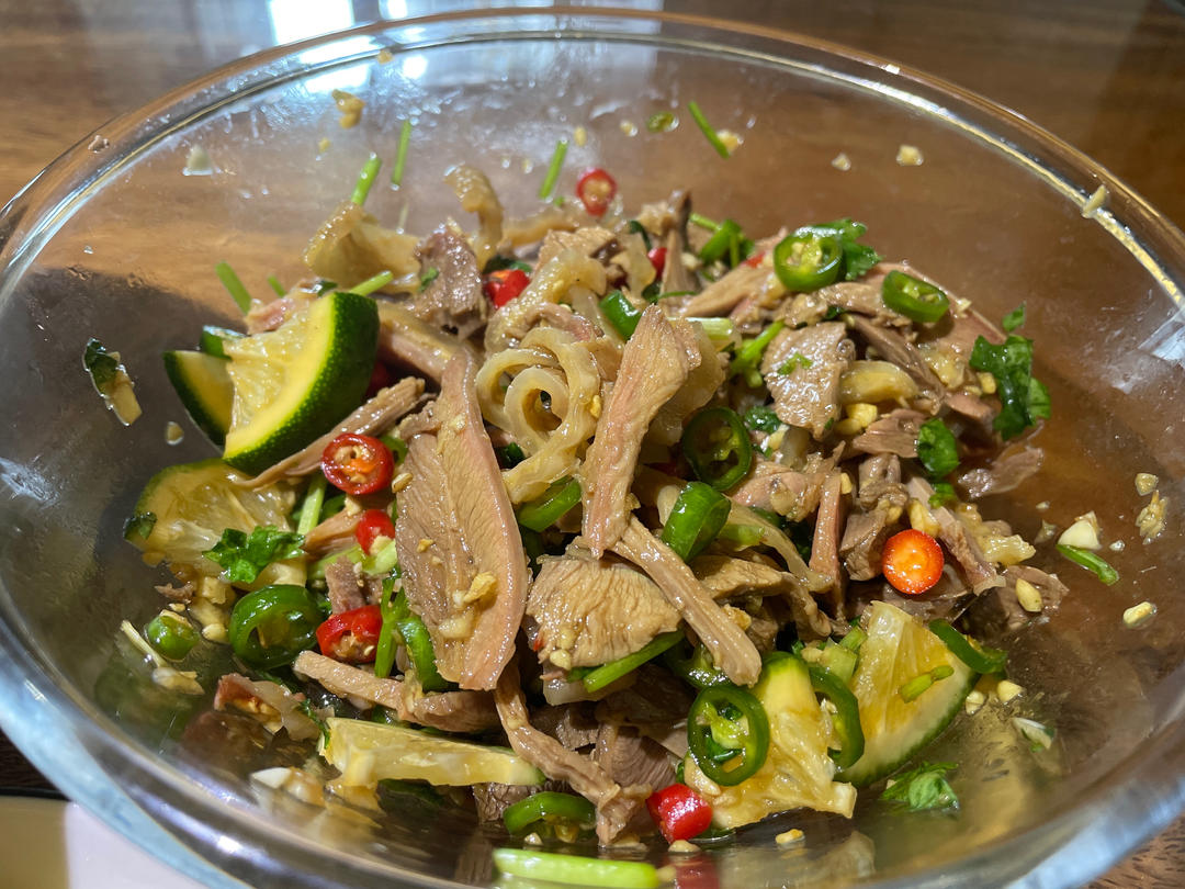 抖音凉拌鸡腿肉