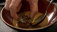 【终极烹饪课程】 浓香椰奶肉汁炖肉丸的做法 步骤15