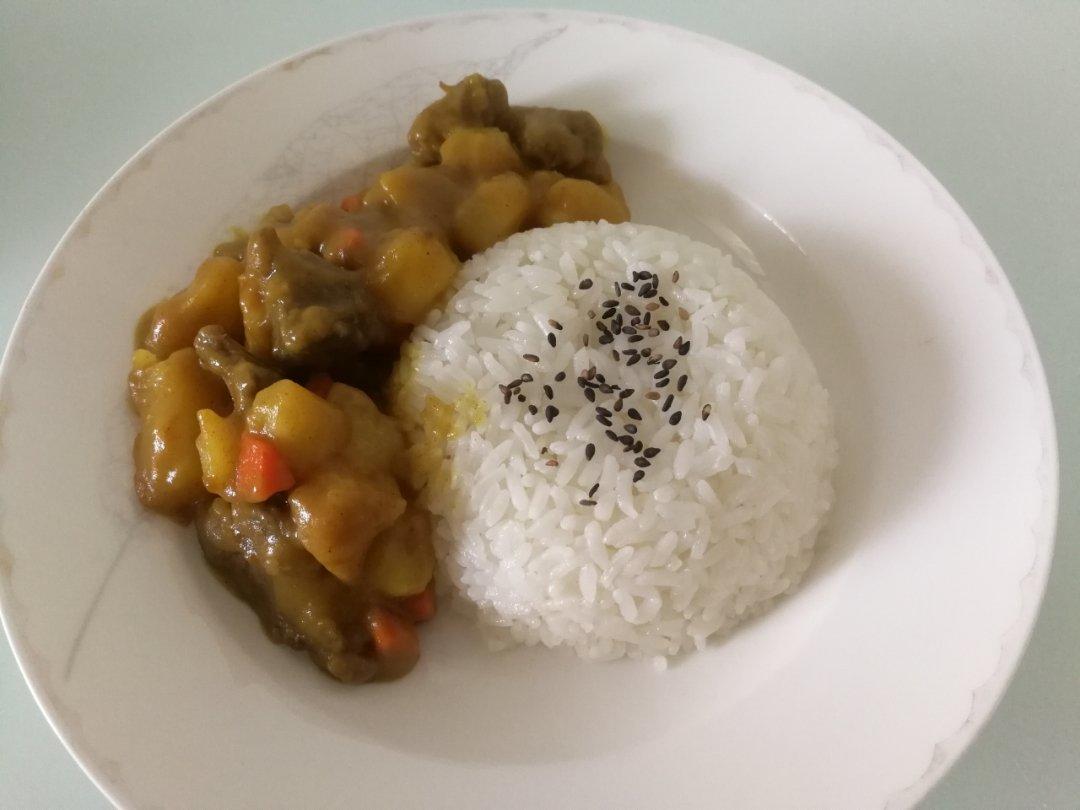 咖喱土豆牛腩