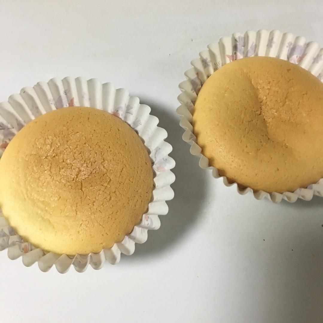 不回缩杯子蛋糕cupcake