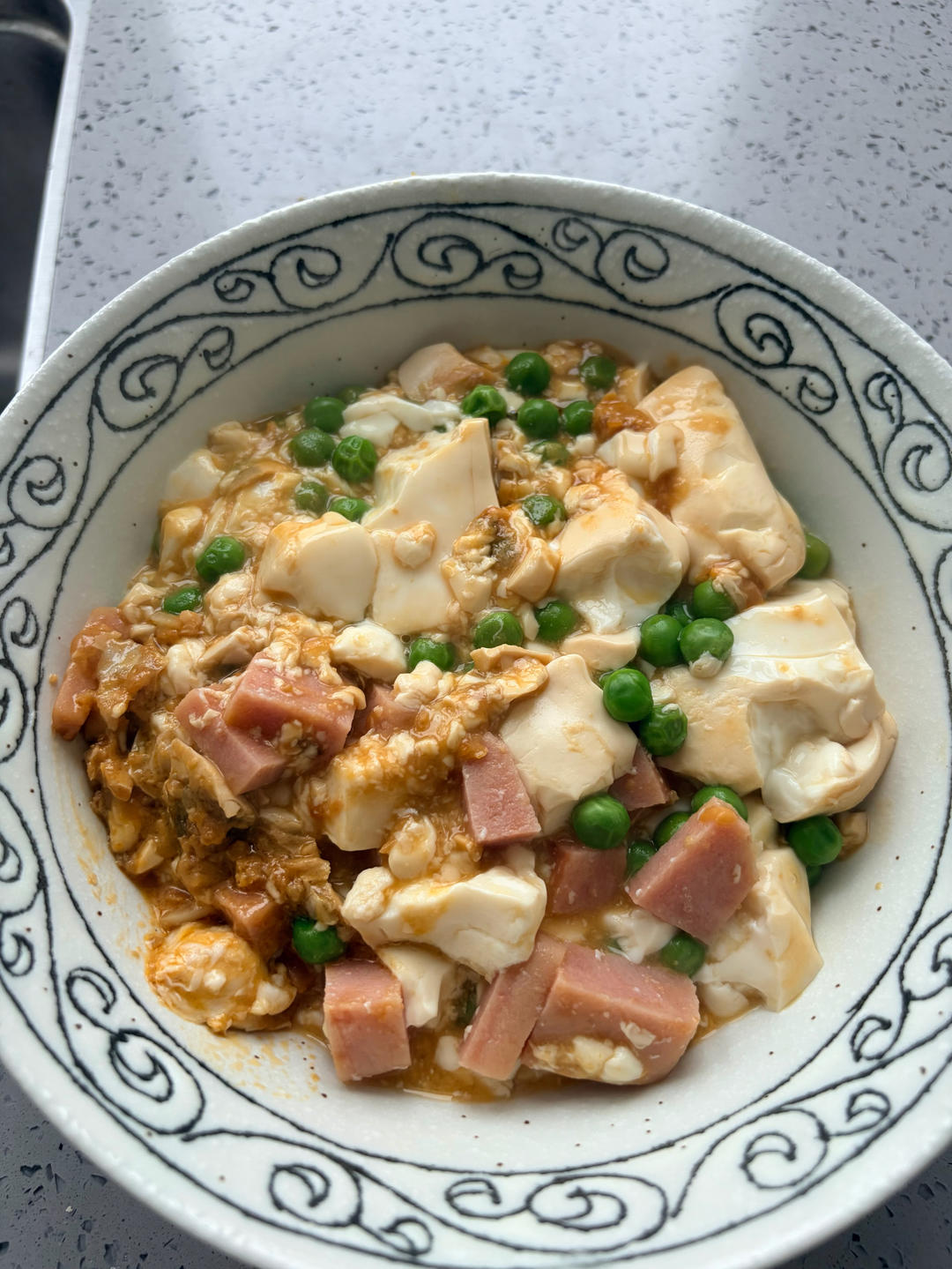 营养又鲜香的咸蛋黄豆腐煲