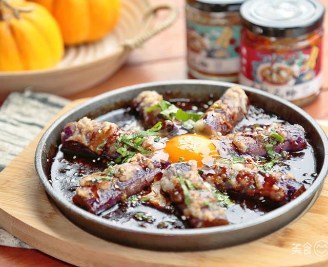 铁板浇汁茄子-先闻其声,后嗅其香的做法