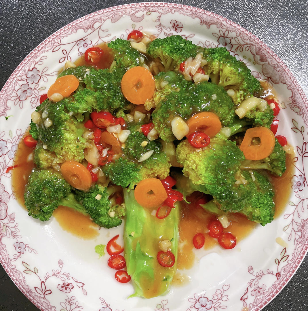 年夜菜之吉祥发财树（辣汁西兰花）