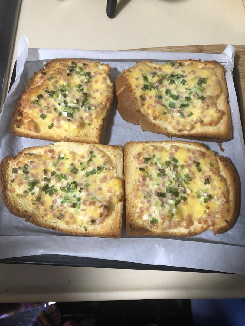 真的好好吃❗️芝士火腿葱香岩烧吐司🍞