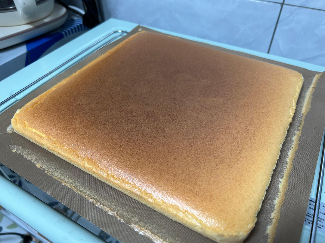蛋糕卷这样做‼️不掉皮不开裂（小视频食谱）