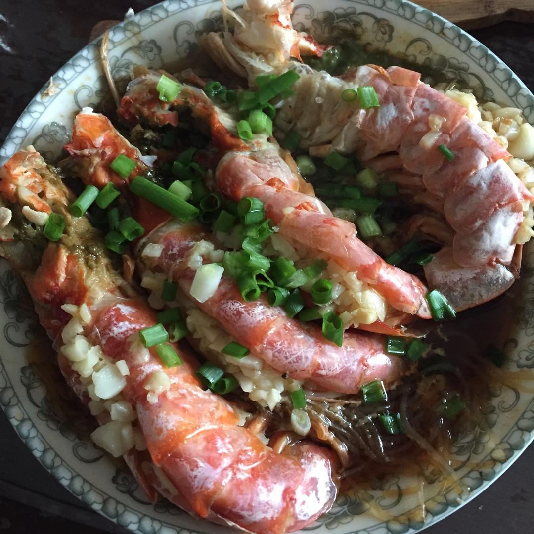 蒜蓉粉丝蒸大虾
