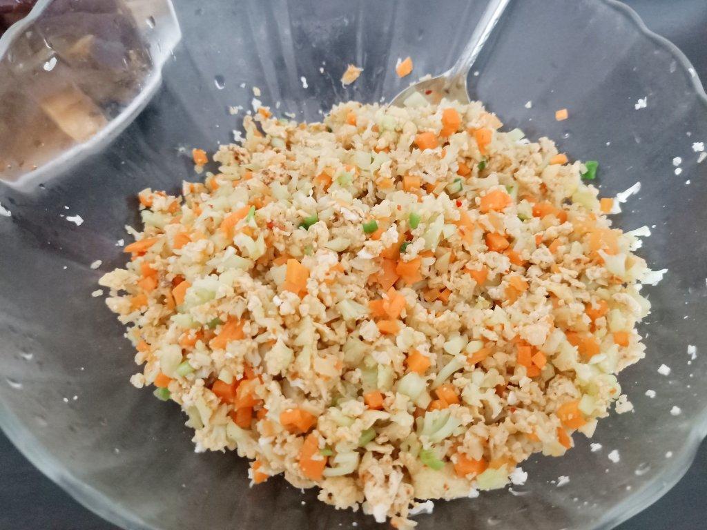 减脂健身的花菜做的伪炒饭