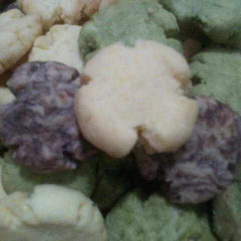 三种口味的玛格丽特饼干（原味、抹茶、可可）
