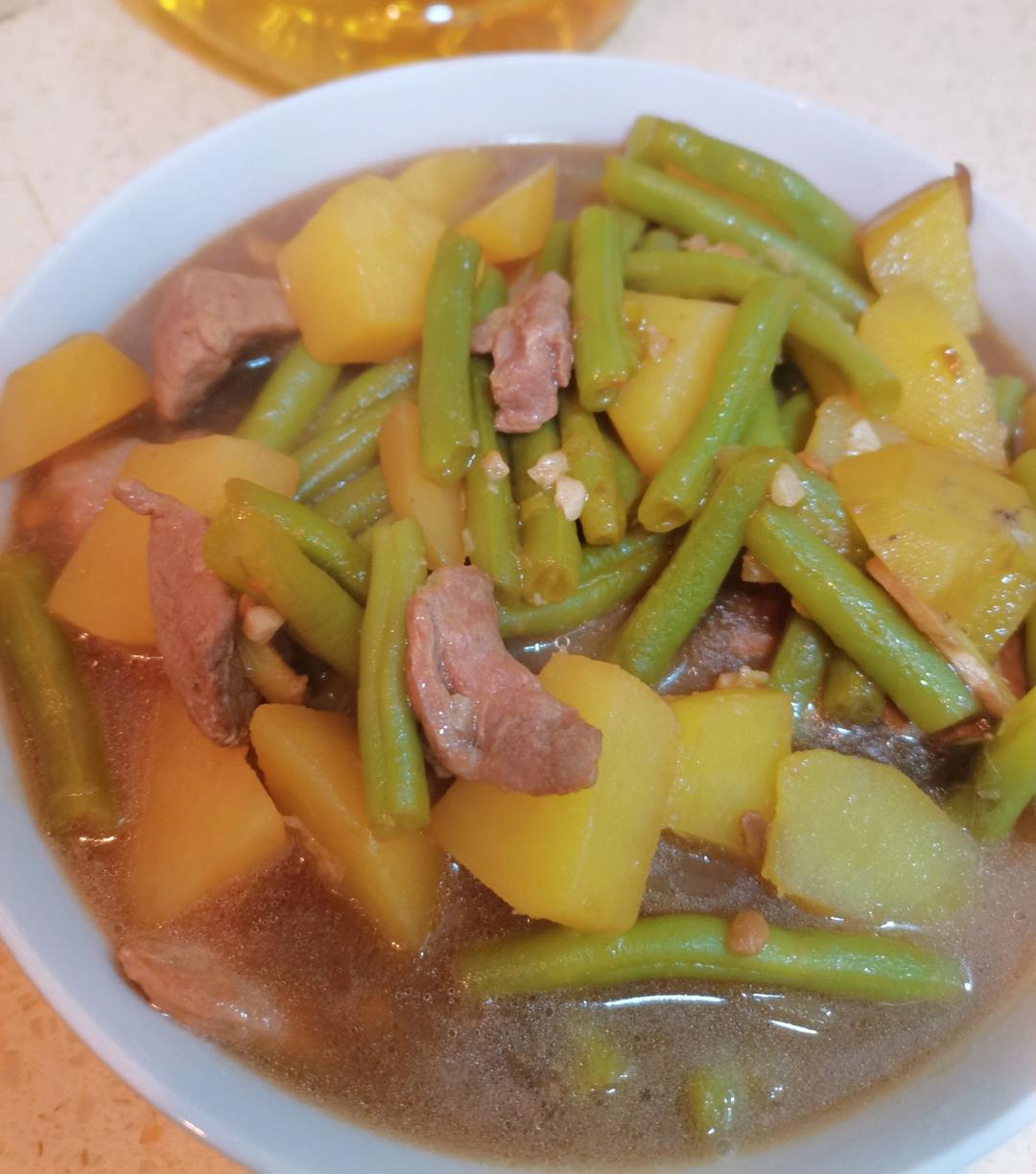 土豆焖芸豆
