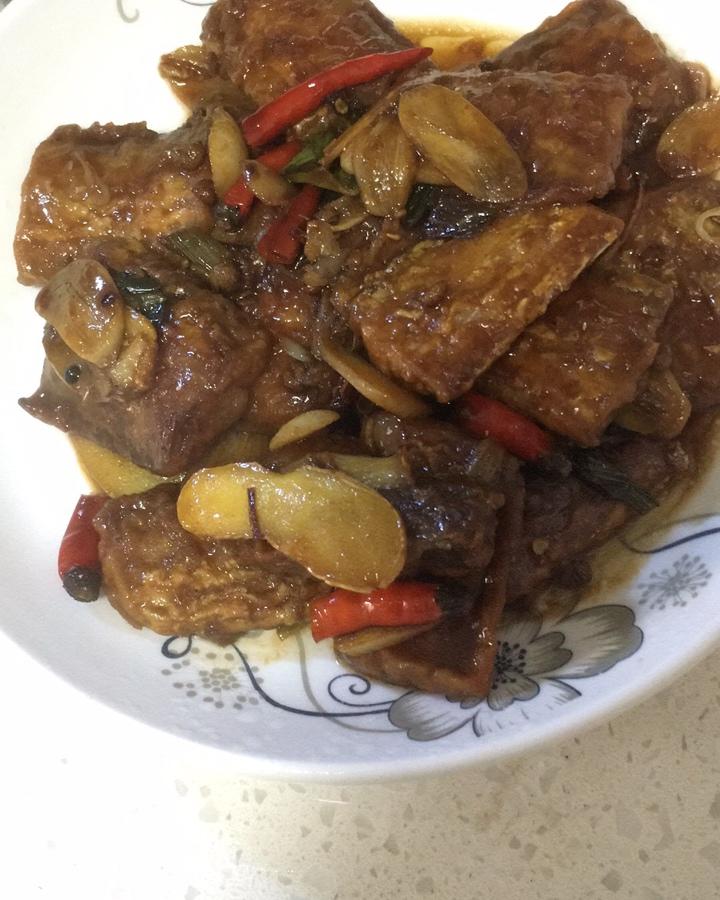 零失误的红烧带鱼，经典家常菜，吃了就忘不掉的味道