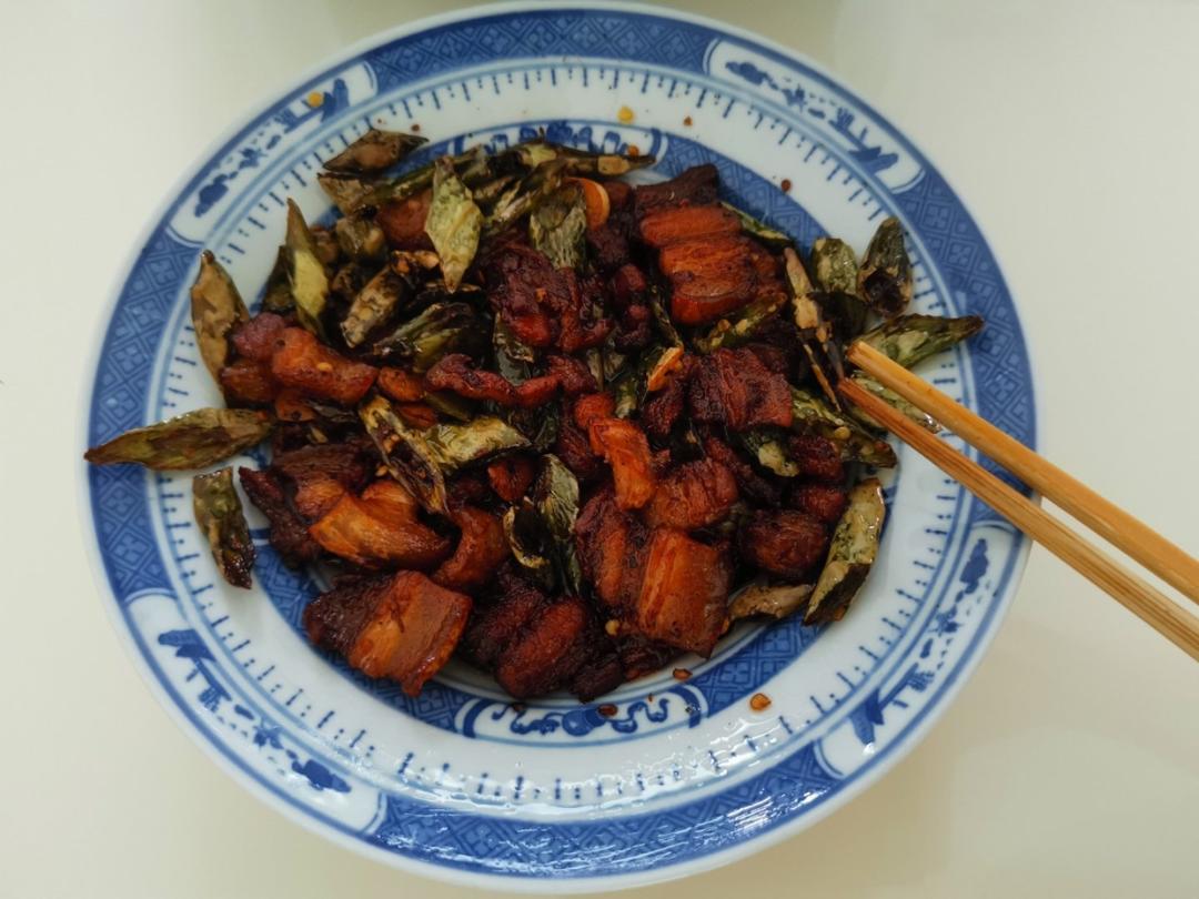 农家小炒肉【记忆中勾魂的油汤】