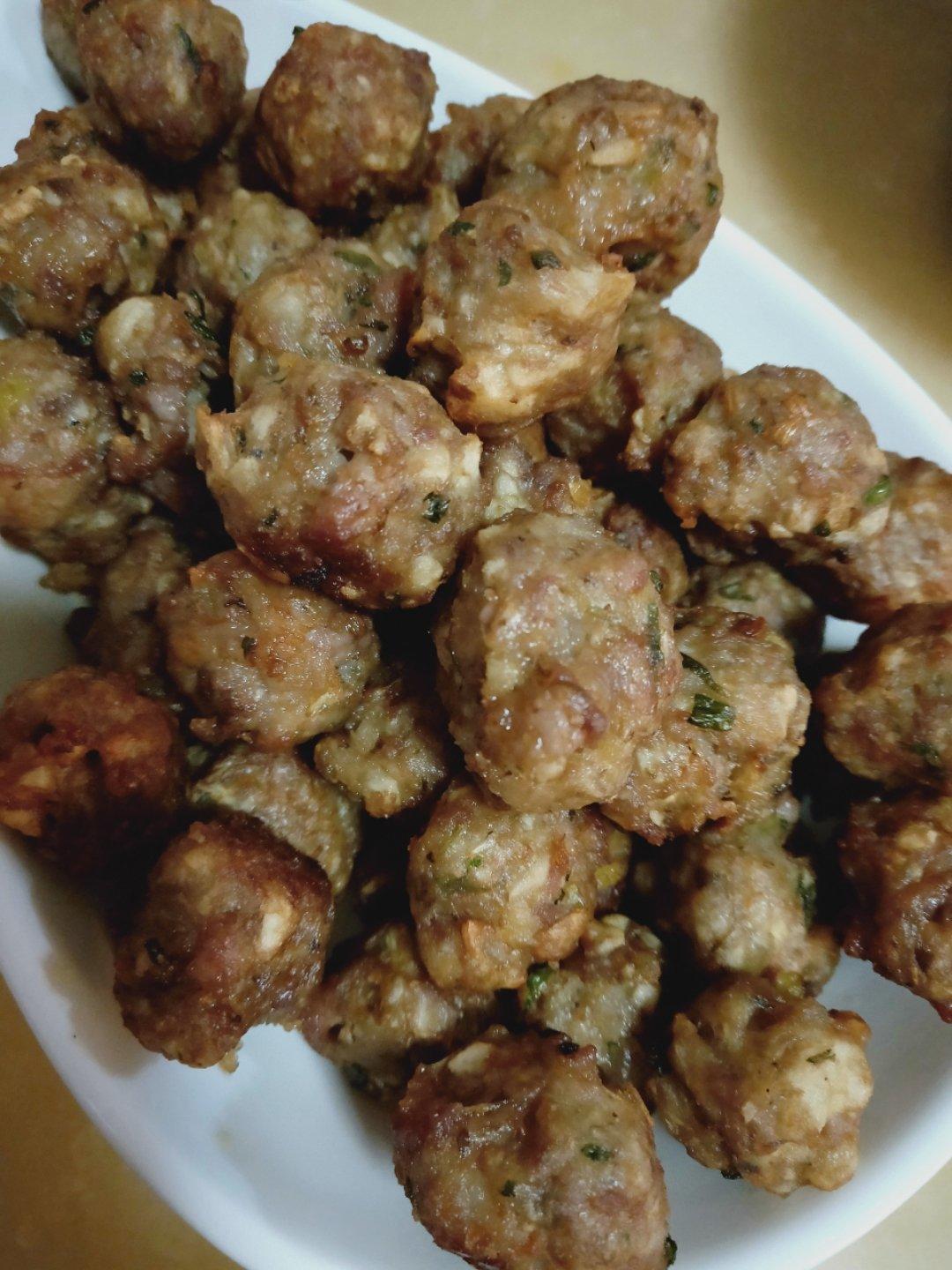 炸马蹄猪肉丸子