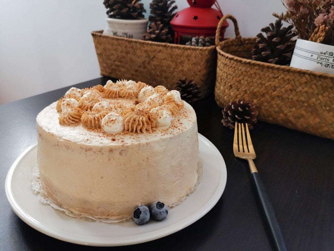 简单的水果生日蛋糕（适合不会摸面的新手）