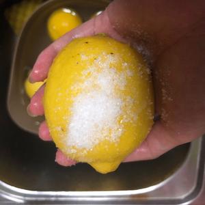 百香果柠檬蜂蜜               【77分享】的做法 步骤1