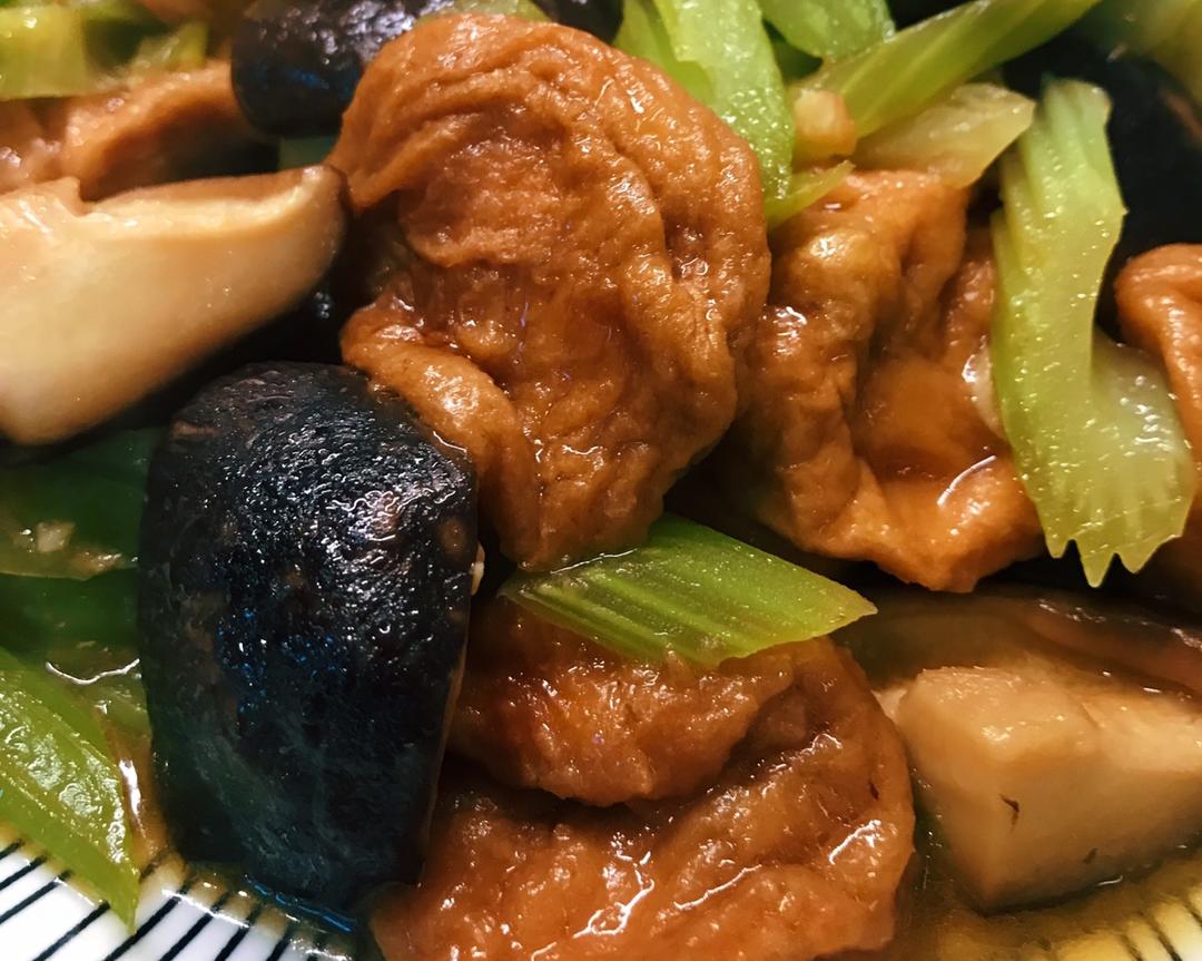 香菇烧面筋的做法