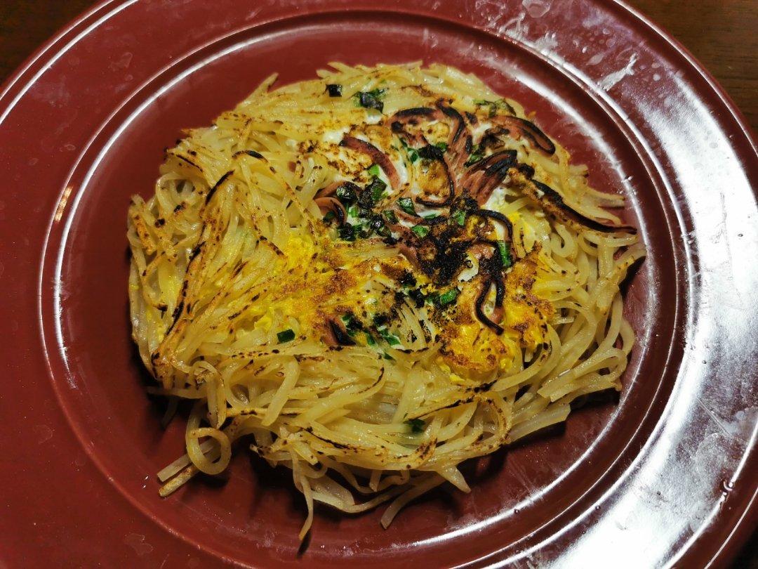 土豆丝鸡蛋饼快手早餐