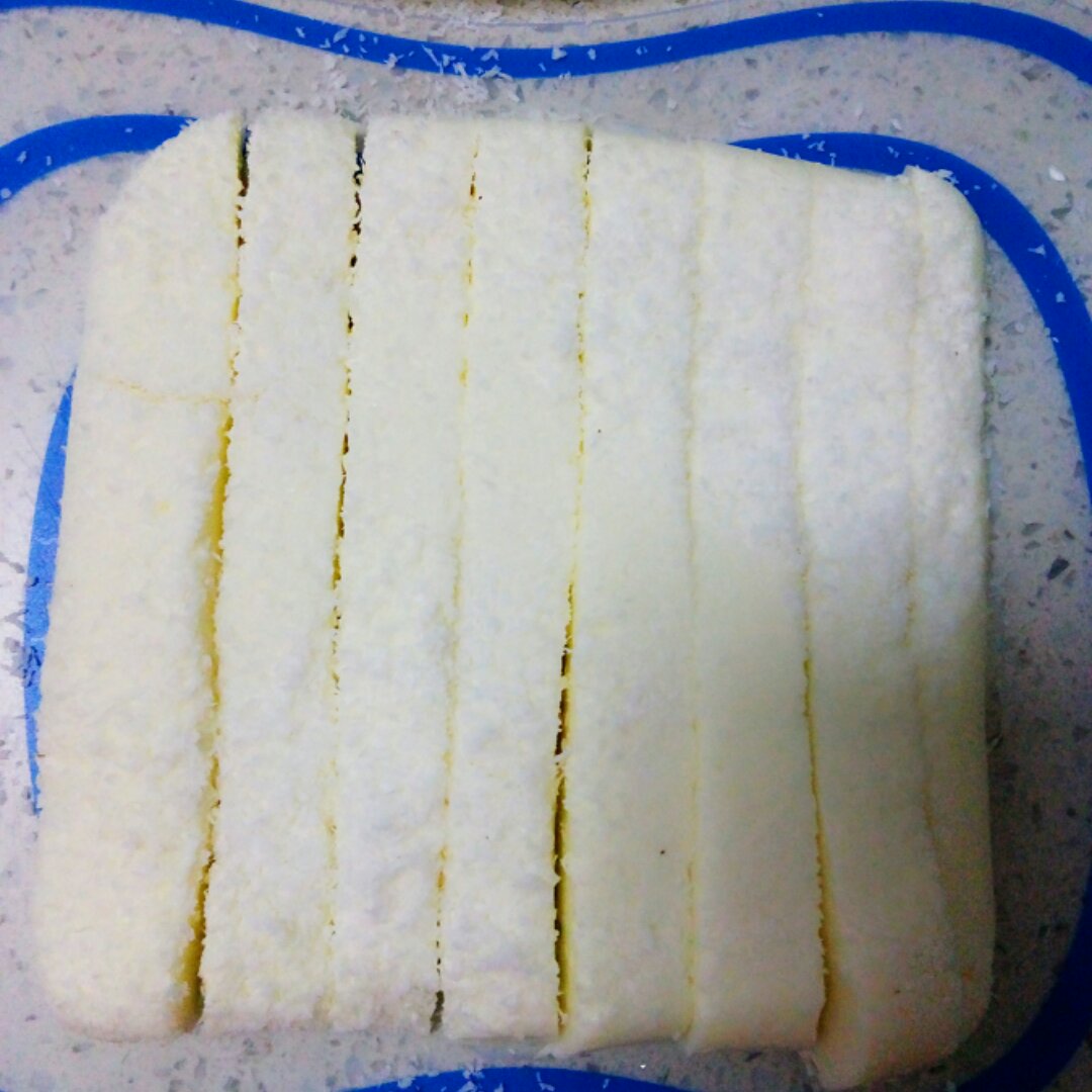 完胜85度C牛奶椰丝小方