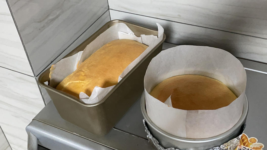 堪比柯基屁股
爆浆芝士🧀古早蛋糕