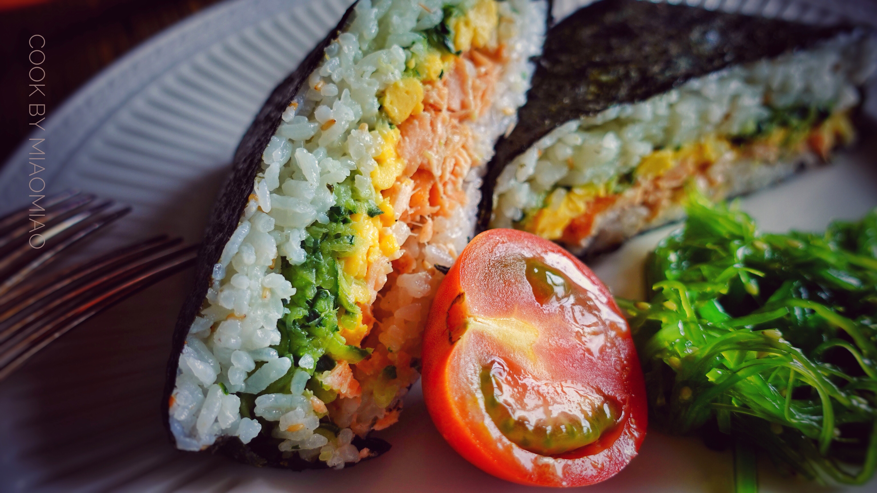 野餐露营食谱——三文鱼寿司三明治