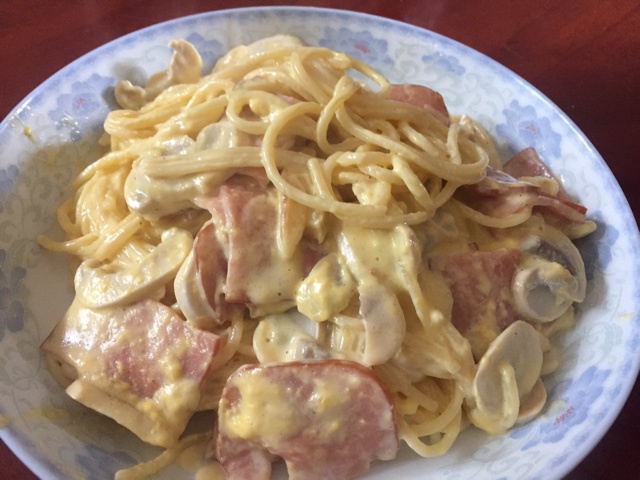 超简单的奶汁培根意面Carbonara