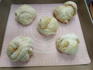 椰蓉枫糖面包（超软）的做法 步骤13