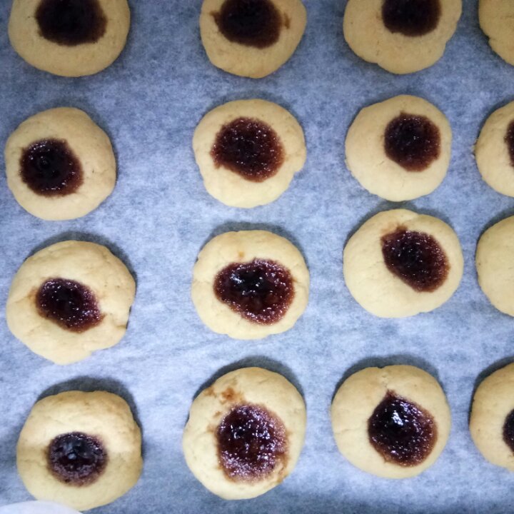 特浓奶香果酱酥饼