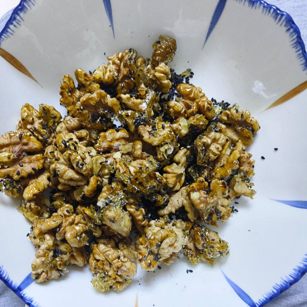 不油炸的琥珀核桃仁