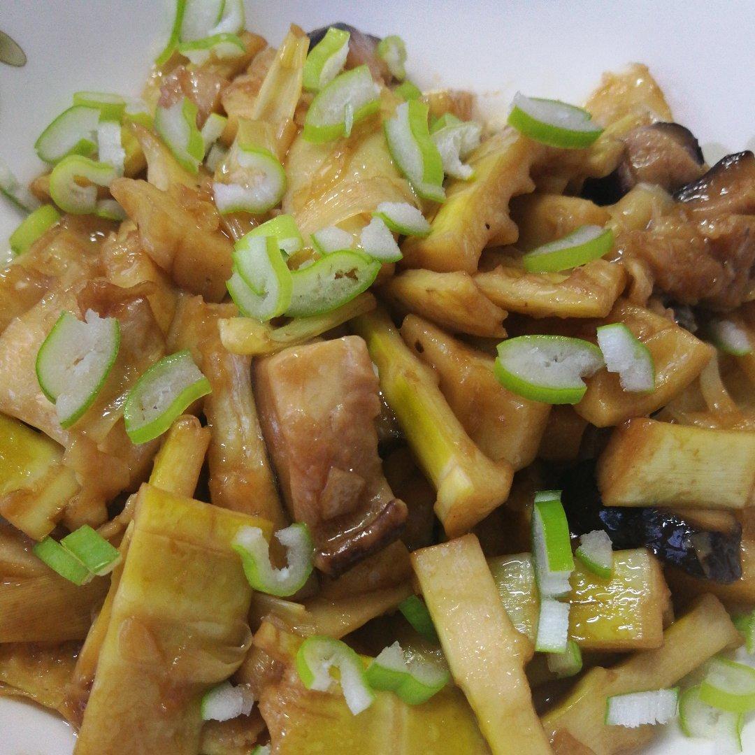 油焖笋（超级好吃）
