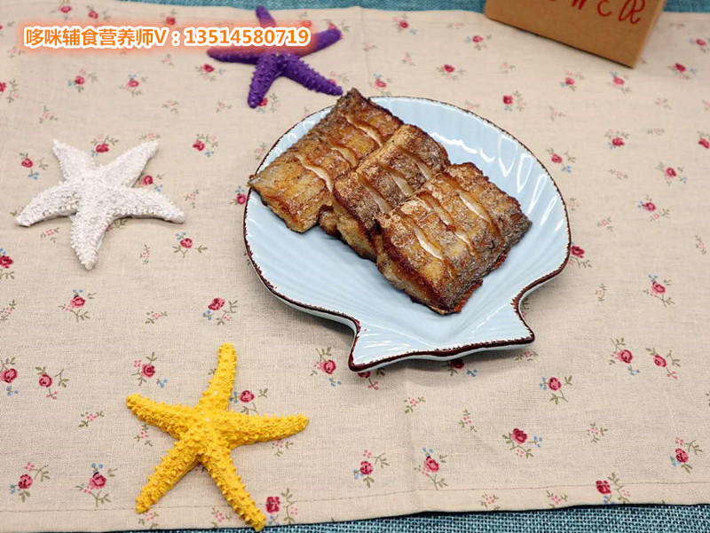 哆咪辅食之香煎刀鱼_12个月宝宝辅食的做法