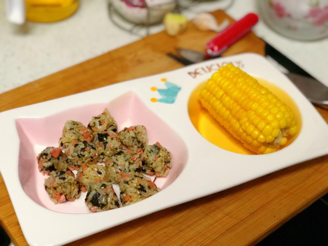 韩式金枪鱼海苔拌饭～饭团