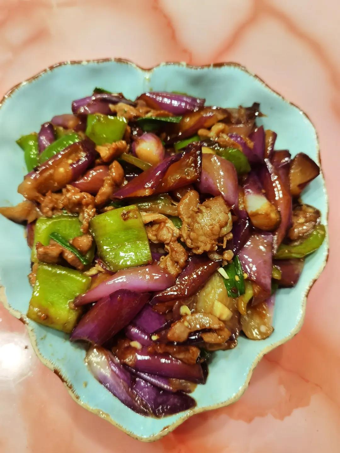 家常菜：茄子炒肉丝（少油保色法）