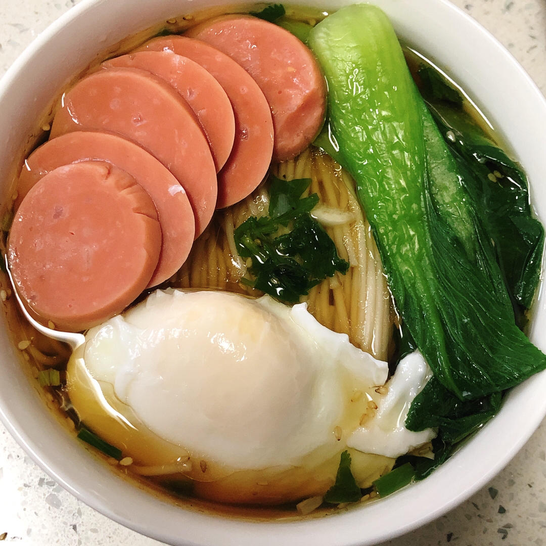 一碗热汤面