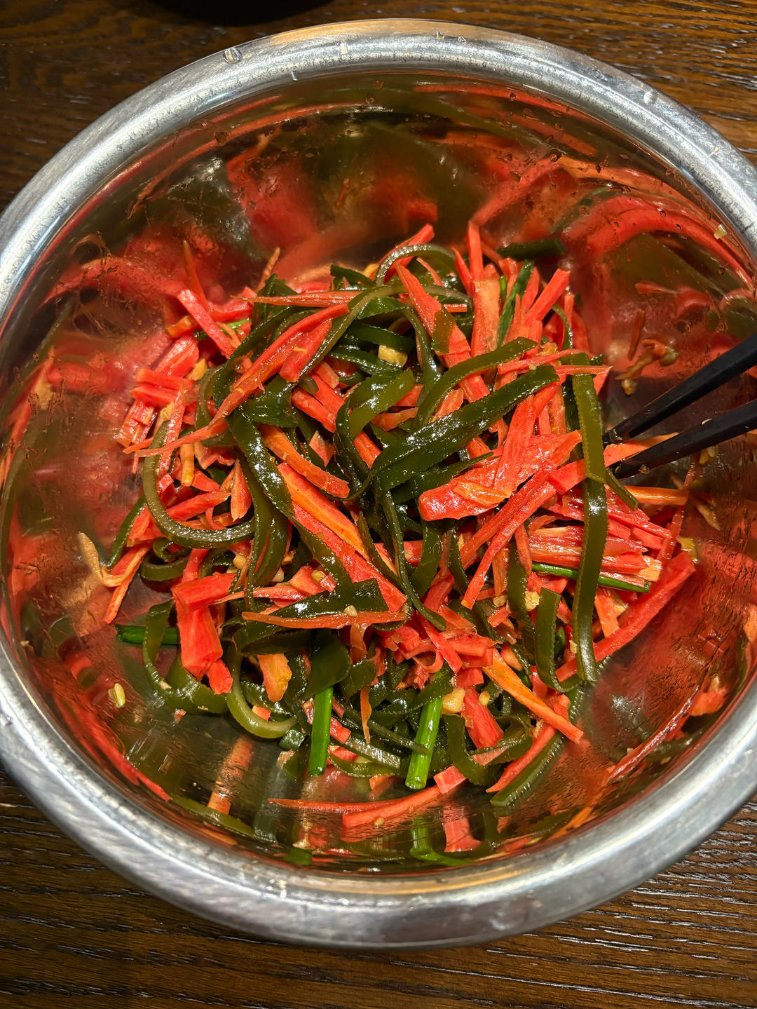 凉拌三丝：海带、胡萝卜、豆皮吃出新花样(想减肥又想吃辣的小伙伴一定要试试)